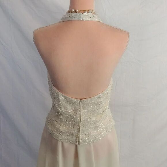 Fleur de lis VTG Ivory Beaded 2 Piece Halter Wedding Dress NWT *Fits Like Med - Picture 13 of 17